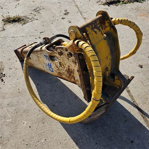 Furukawa F6LN - Marteau hydraulique: photos 3 Furukawa F6LN - Marteau hydraulique: photos 3