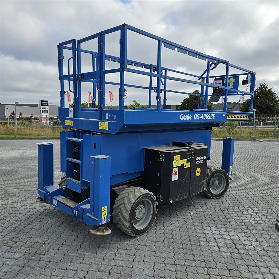 Genie GS-4069 BE - Nacelle ciseaux: photos 3 Genie GS-4069 BE - Nacelle ciseaux: photos 3