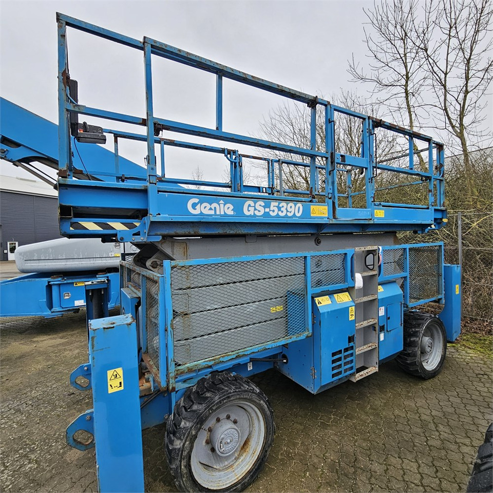 Genie GS-5390 - Nacelle ciseaux: photos 4 Genie GS-5390 - Nacelle ciseaux: photos 4