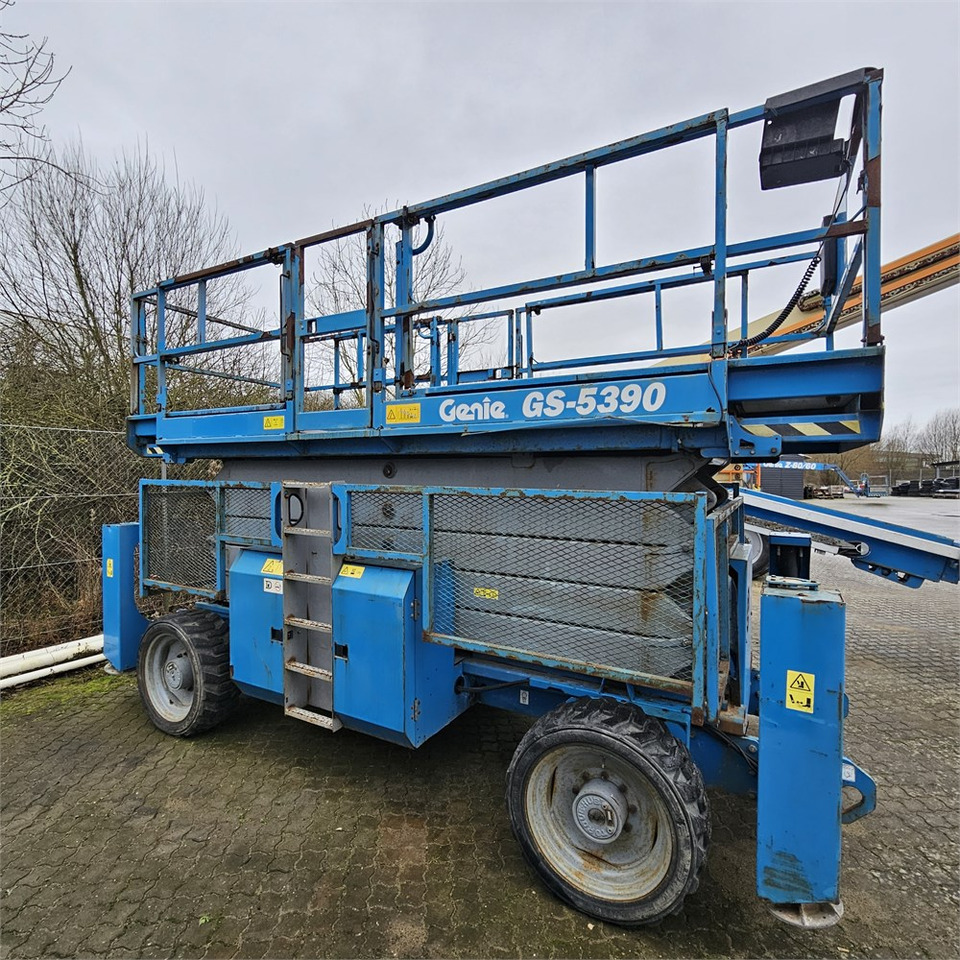 Genie GS-5390 - Nacelle ciseaux: photos 1 Genie GS-5390 - Nacelle ciseaux: photos 1