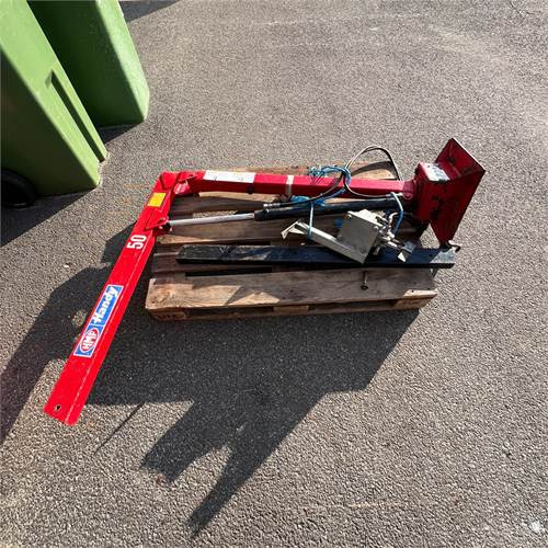 HMF Handy 52 TM - Camion plateau: photos 3 HMF Handy 52 TM - Camion plateau: photos 3