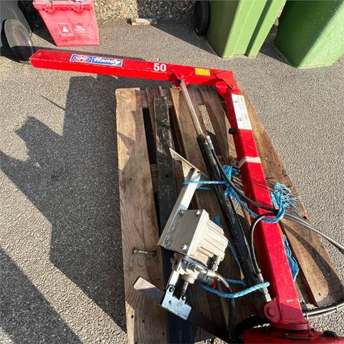 HMF Handy 52 TM - Camion plateau: photos 5 HMF Handy 52 TM - Camion plateau: photos 5