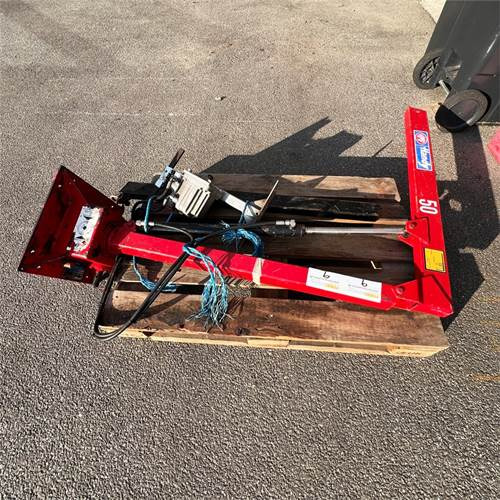 HMF Handy 52 TM - Camion plateau: photos 1 HMF Handy 52 TM - Camion plateau: photos 1