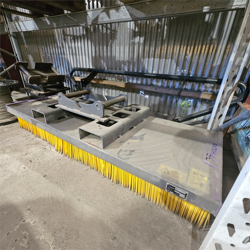 HOLMS HB - 2,0 - Brosse: photos 1 HOLMS HB - 2,0 - Brosse: photos 1