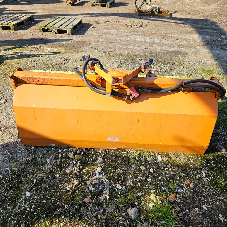 HWH HF 1A 1500 - Brosse: photos 4 HWH HF 1A 1500 - Brosse: photos 4