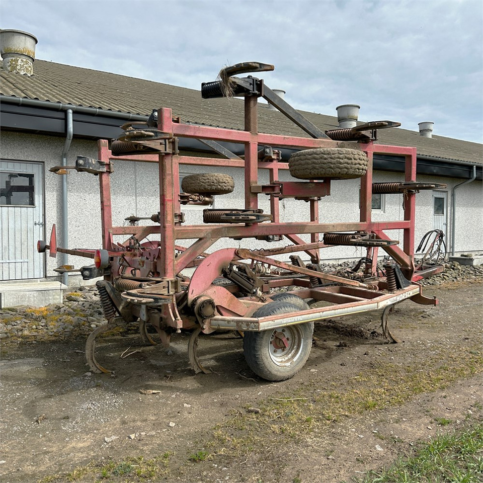 Horsch Terrano 6 FG - Bineuse: photos 3 Horsch Terrano 6 FG - Bineuse: photos 3