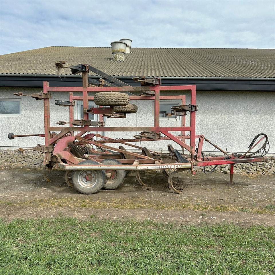 Horsch Terrano 6 FG - Bineuse: photos 2 Horsch Terrano 6 FG - Bineuse: photos 2