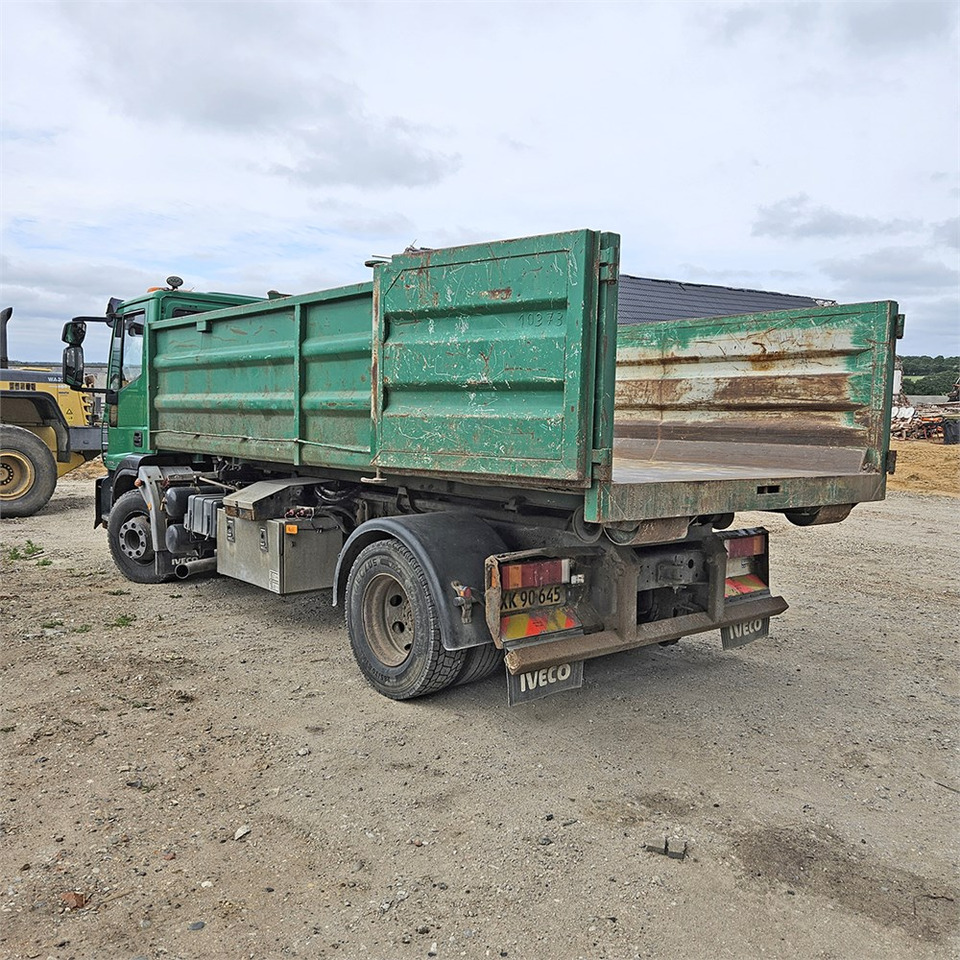 Iveco 160 E25 - Camion ampliroll: photos 3 Iveco 160 E25 - Camion ampliroll: photos 3