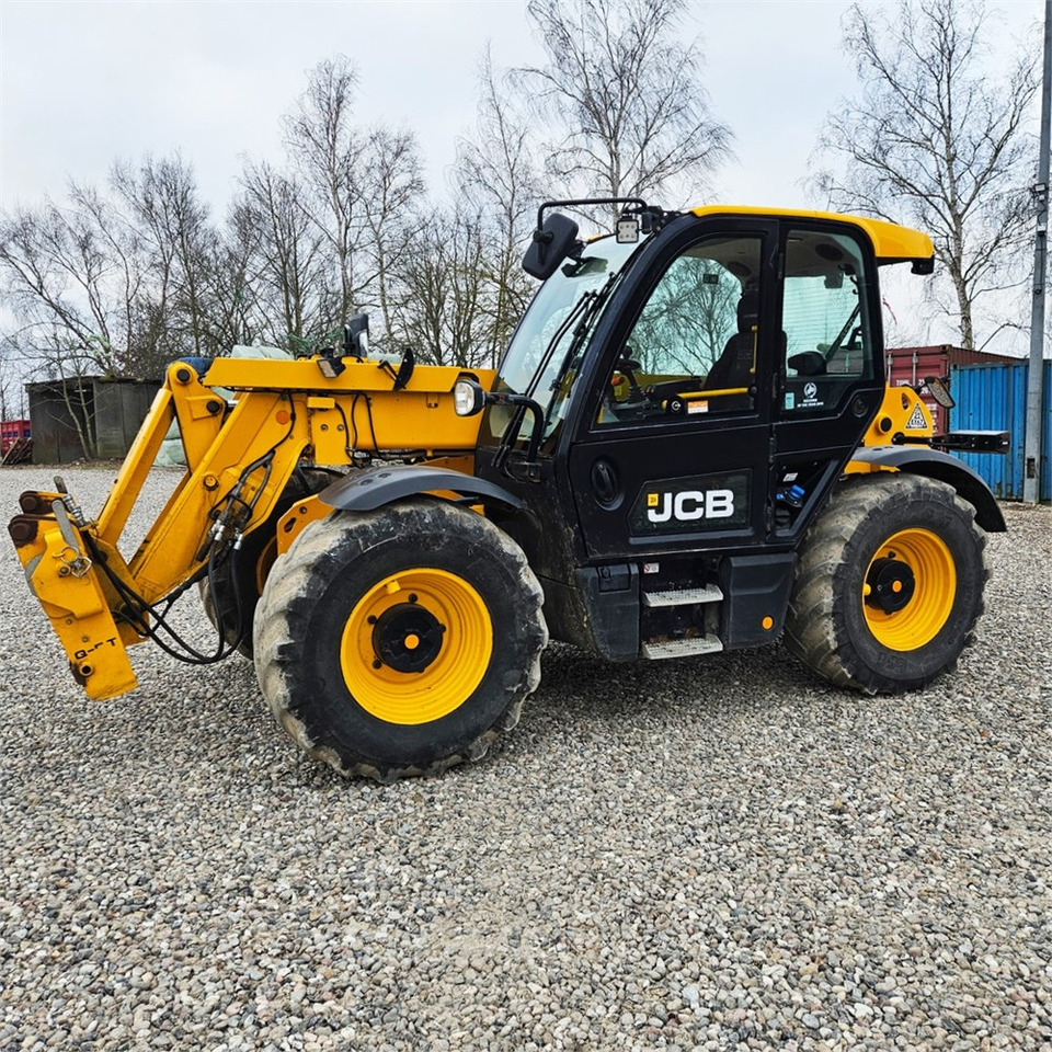 JCB 542X70PRO - Chariot télescopique: photos 2 JCB 542X70PRO - Chariot télescopique: photos 2
