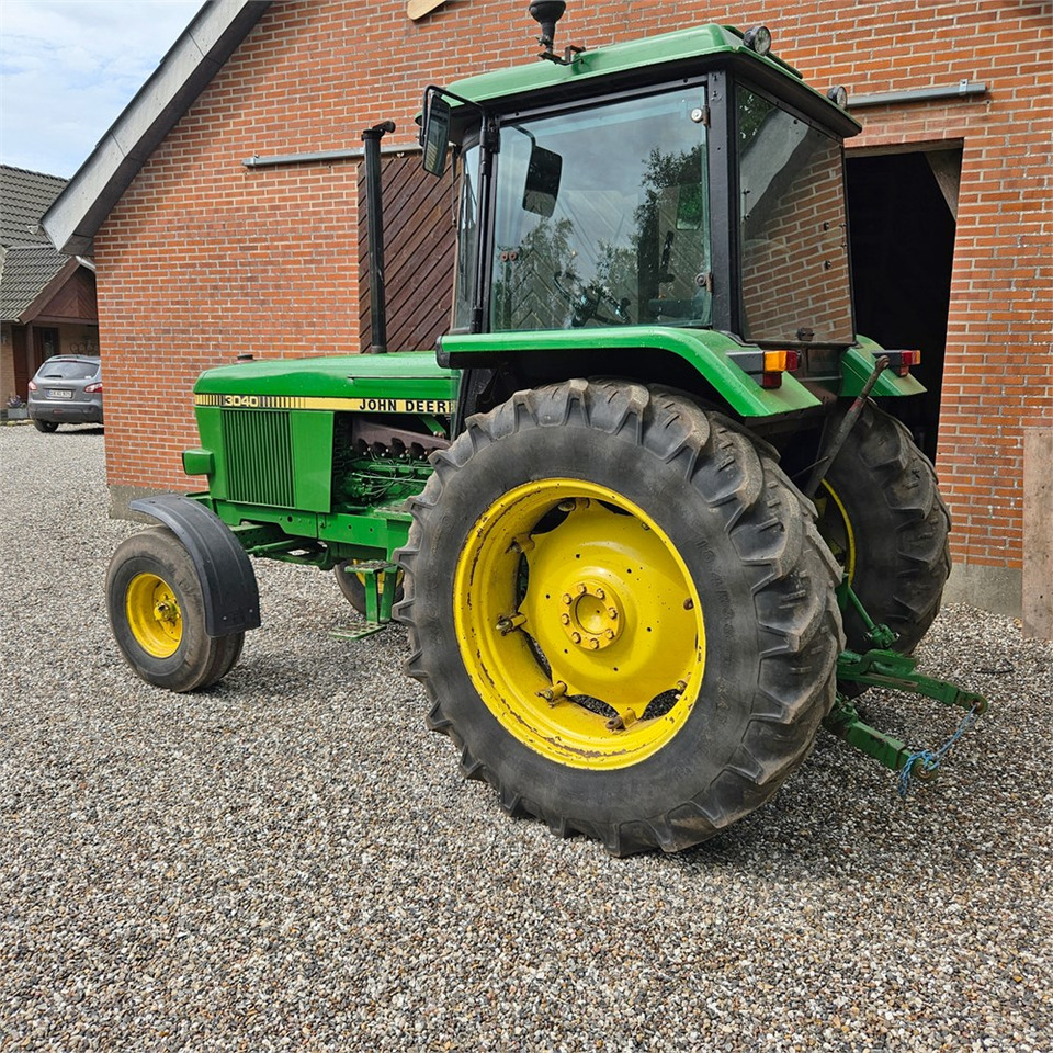 John Deere 3040 - Tracteur agricole: photos 3 John Deere 3040 - Tracteur agricole: photos 3