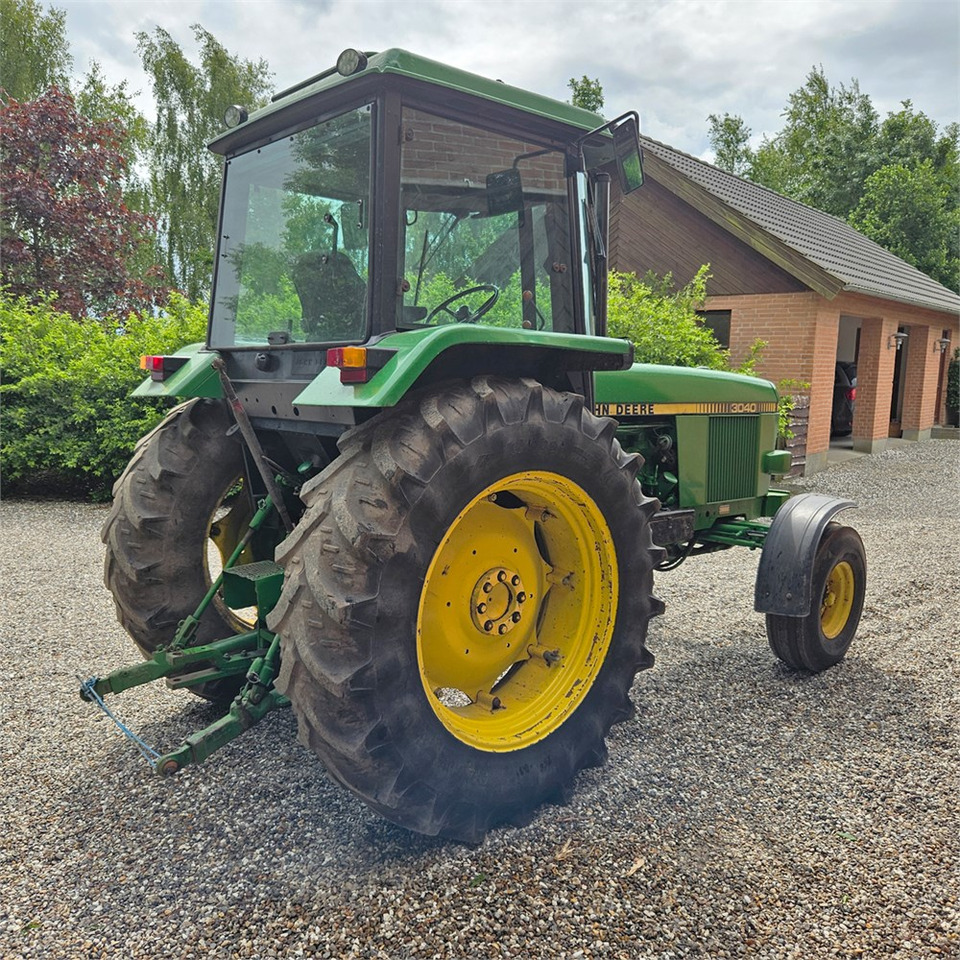 John Deere 3040 - Tracteur agricole: photos 5 John Deere 3040 - Tracteur agricole: photos 5