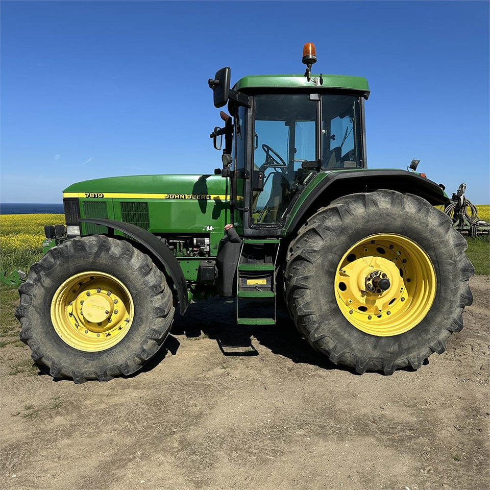 John Deere 7810 - Tracteur agricole: photos 4 John Deere 7810 - Tracteur agricole: photos 4