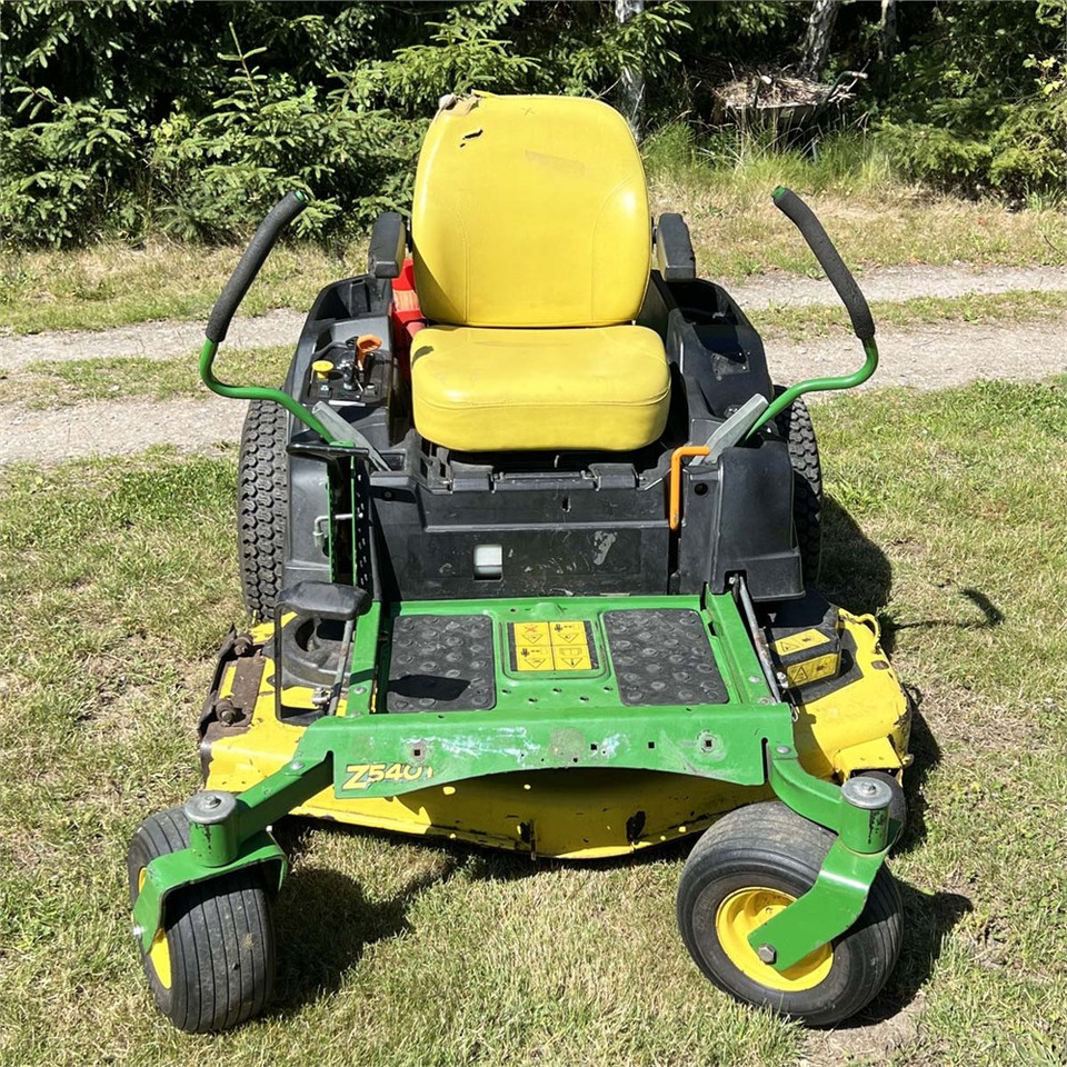 John Deere Z540 R - Motofaucheuse: photos 2 John Deere Z540 R - Motofaucheuse: photos 2