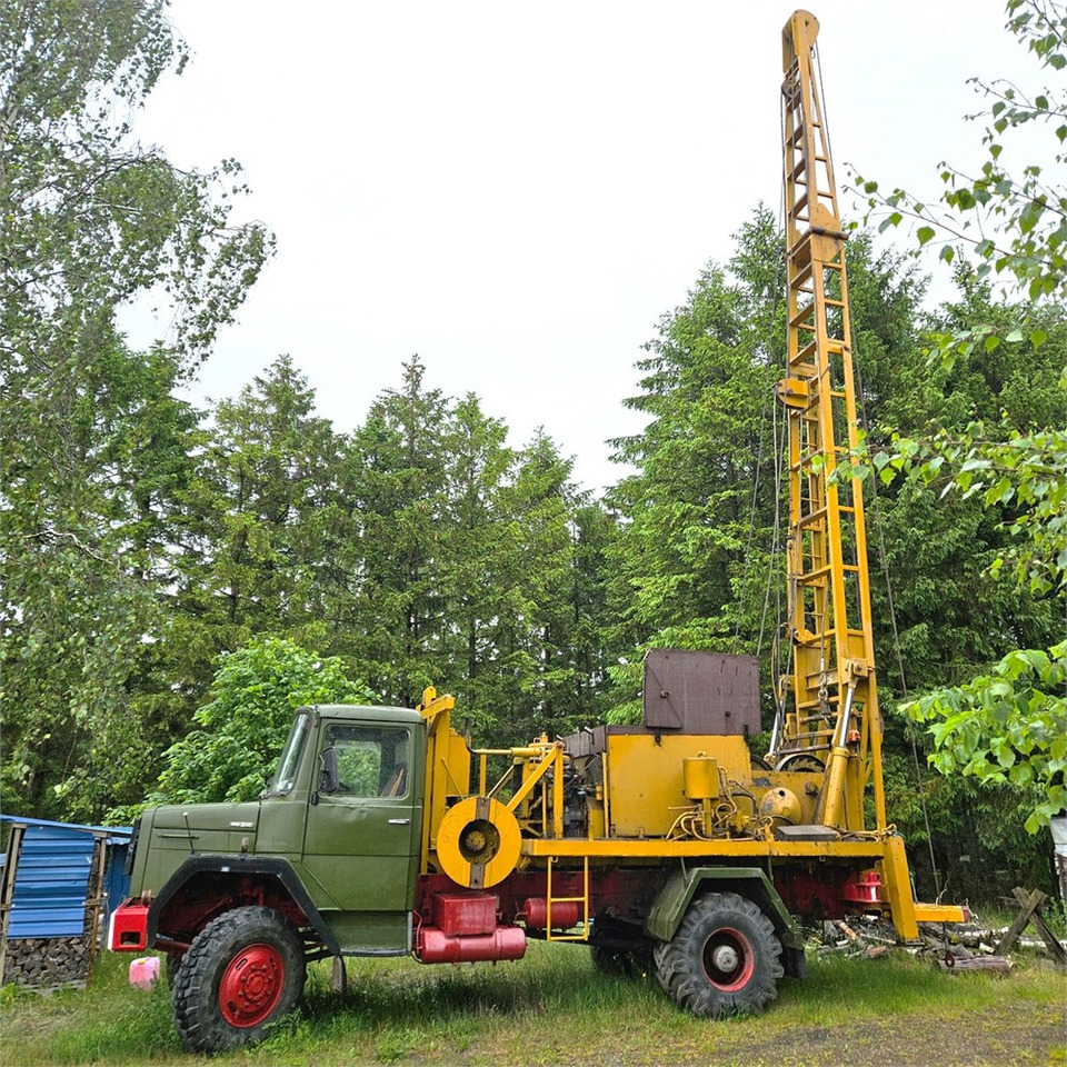 Knebel 12 m - Foreuse: photos 2 Knebel 12 m - Foreuse: photos 2