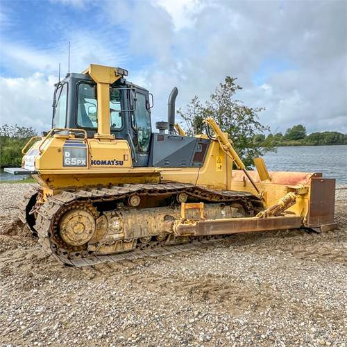 Komatsu D65 PX-15 EO - Bulldozer: photos 3 Komatsu D65 PX-15 EO - Bulldozer: photos 3