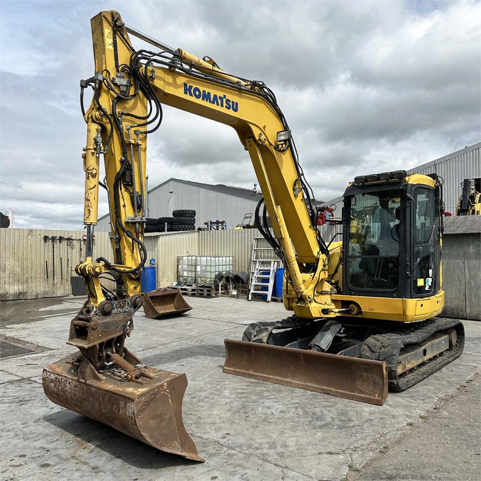 Komatsu PC88MR-8 - Mini pelle: photos 4 Komatsu PC88MR-8 - Mini pelle: photos 4