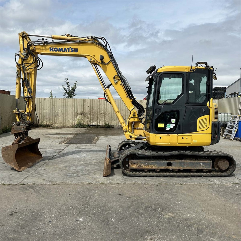 Komatsu PC88MR-8 - Mini pelle: photos 2 Komatsu PC88MR-8 - Mini pelle: photos 2
