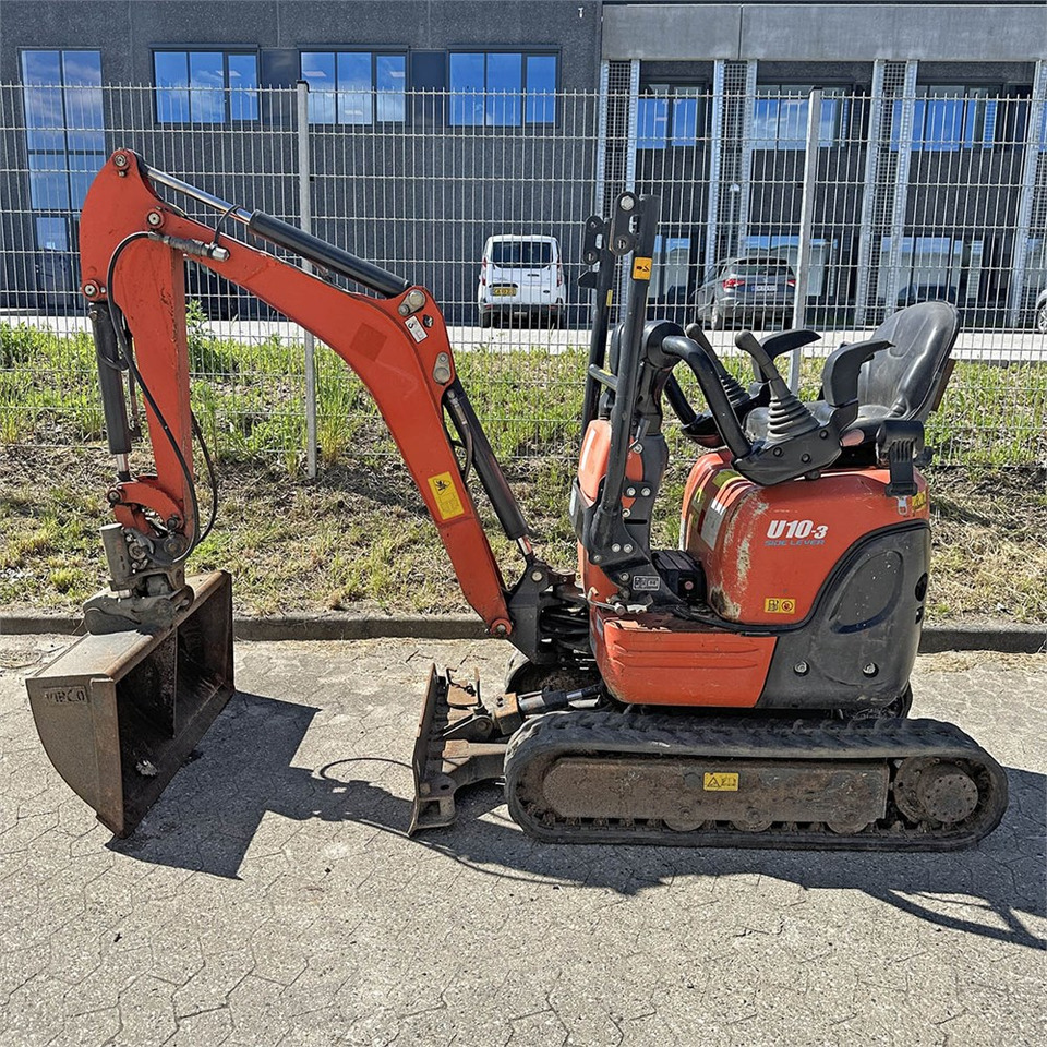 Kubota U10-3 - Mini pelle: photos 3 Kubota U10-3 - Mini pelle: photos 3