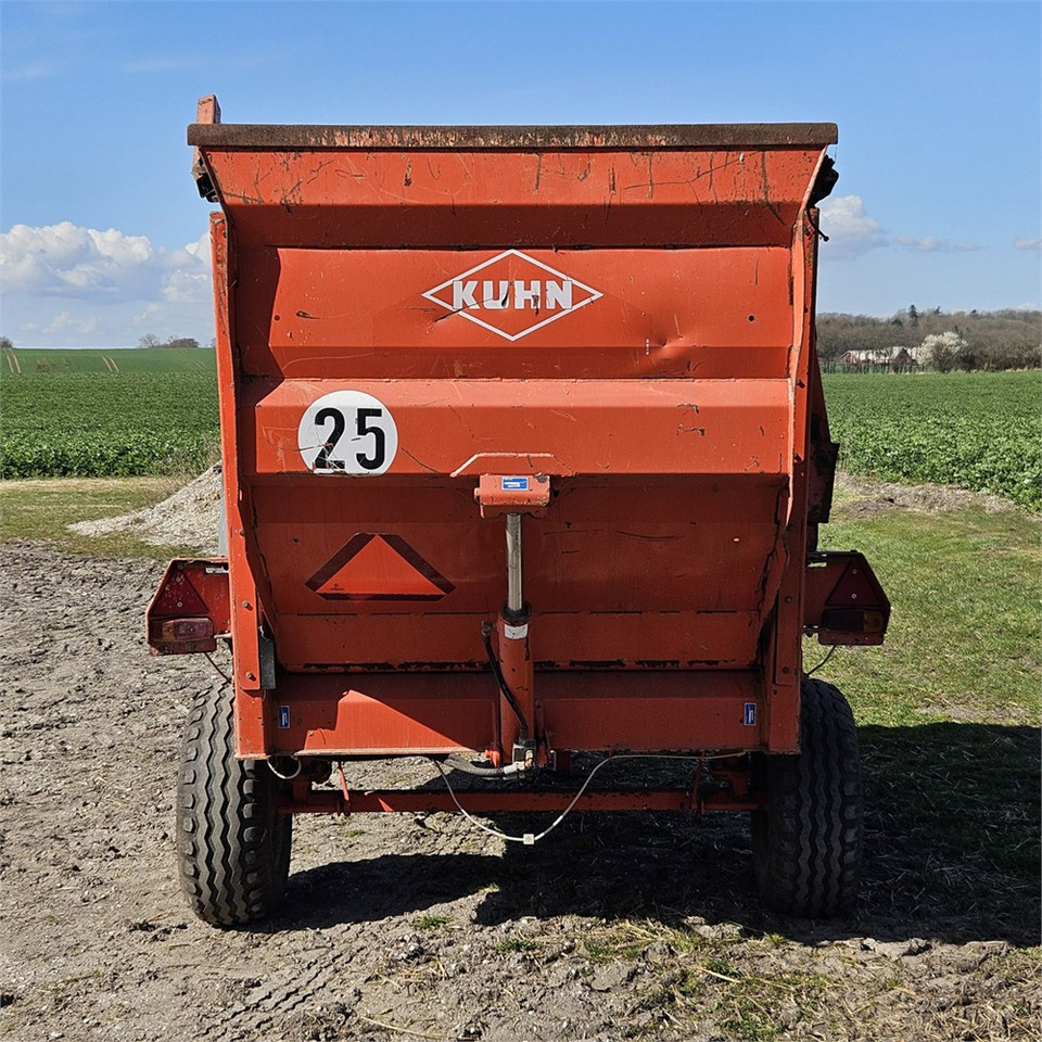 Kuhn PRI 3560 - Matériel d'élevage: photos 4 Kuhn PRI 3560 - Matériel d'élevage: photos 4