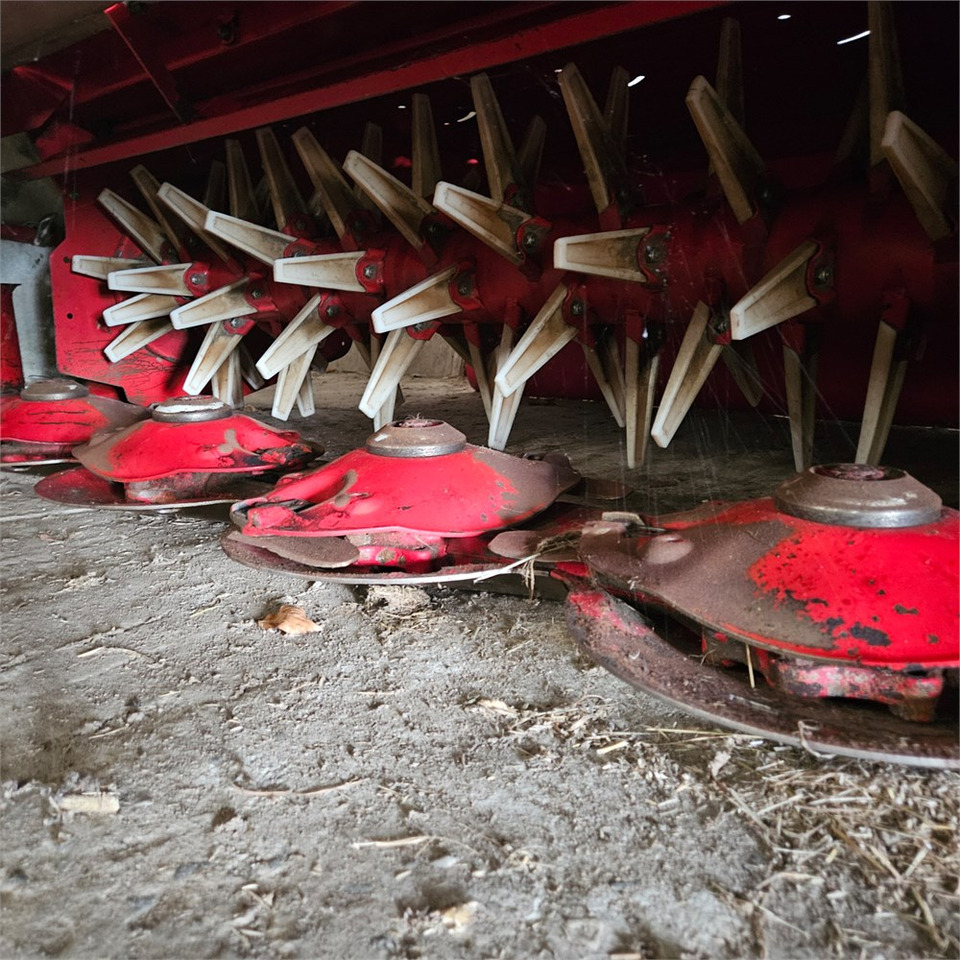 LELY Splendimo 280MC - Faucheuse: photos 5 LELY Splendimo 280MC - Faucheuse: photos 5