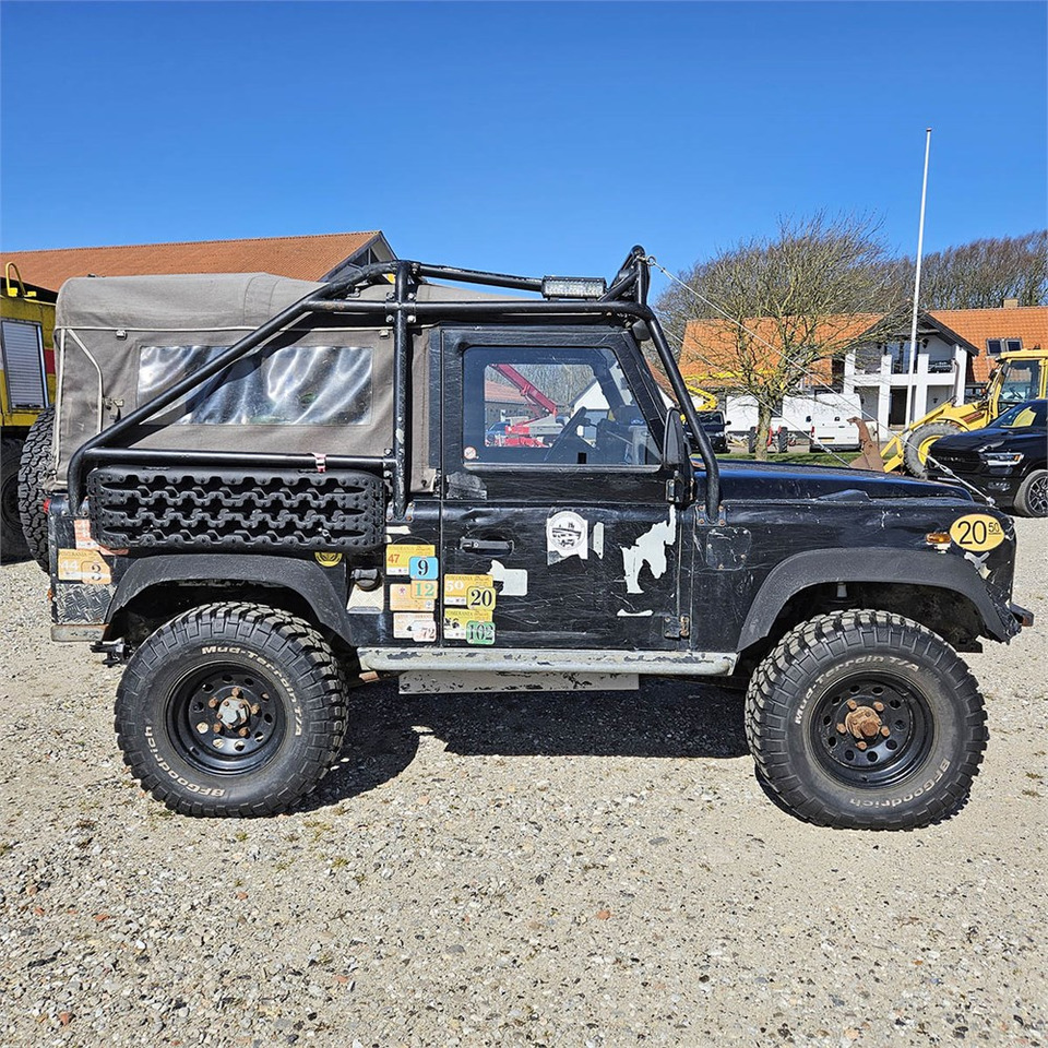 Land Rover Defender 90 - Voiture: photos 3 Land Rover Defender 90 - Voiture: photos 3