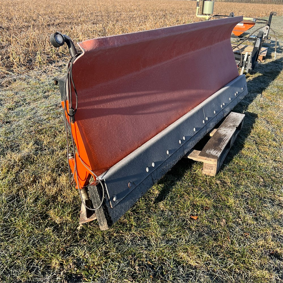 Limas SHL 300 - Tracteur agricole: photos 2 Limas SHL 300 - Tracteur agricole: photos 2