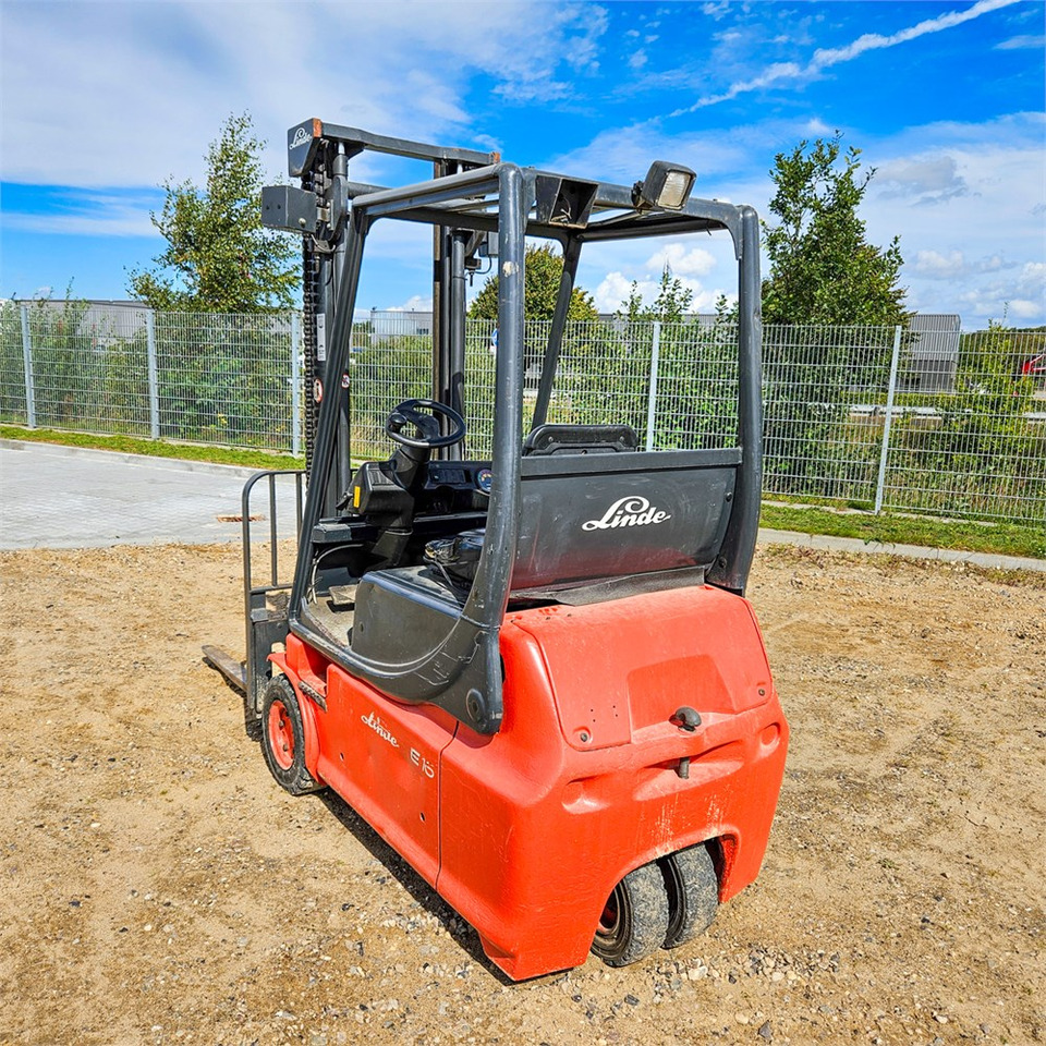 Linde E16 - Chariot élévateur: photos 3 Linde E16 - Chariot élévateur: photos 3