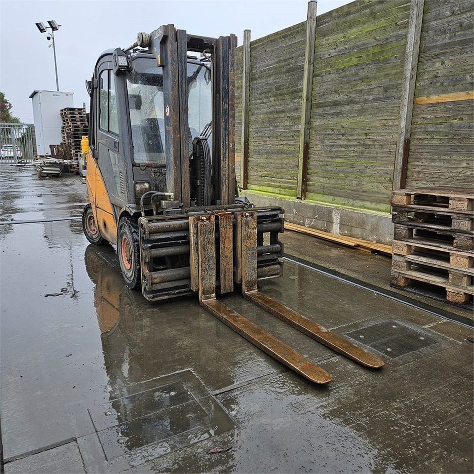 Linde H350 - Chariot élévateur: photos 4 Linde H350 - Chariot élévateur: photos 4