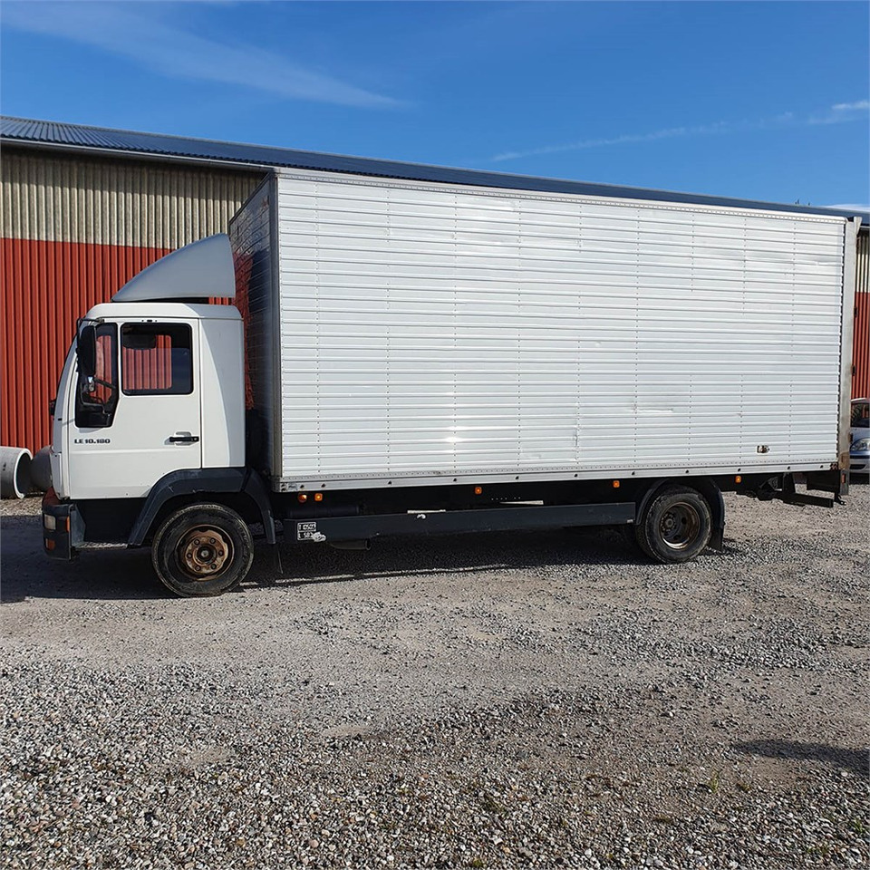 MAN LE10.180 - Camion fourgon: photos 5 MAN LE10.180 - Camion fourgon: photos 5