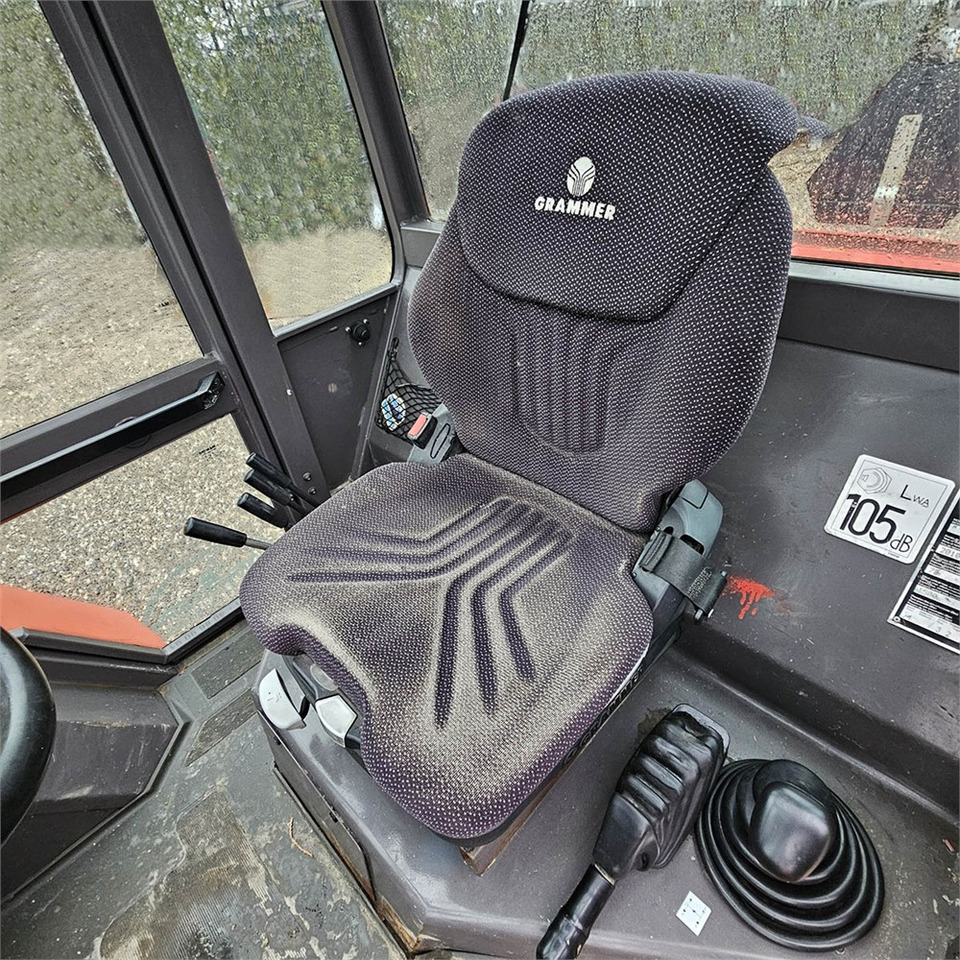 Chariot élévateur Manitou M 40-4 T: photos 12 Chariot élévateur Manitou M 40-4 T: photos 12