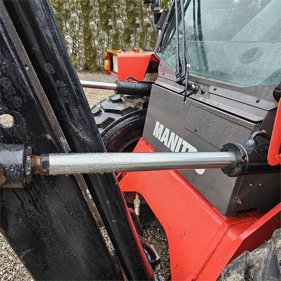 Chariot élévateur Manitou M 40-4 T: photos 19 Chariot élévateur Manitou M 40-4 T: photos 19