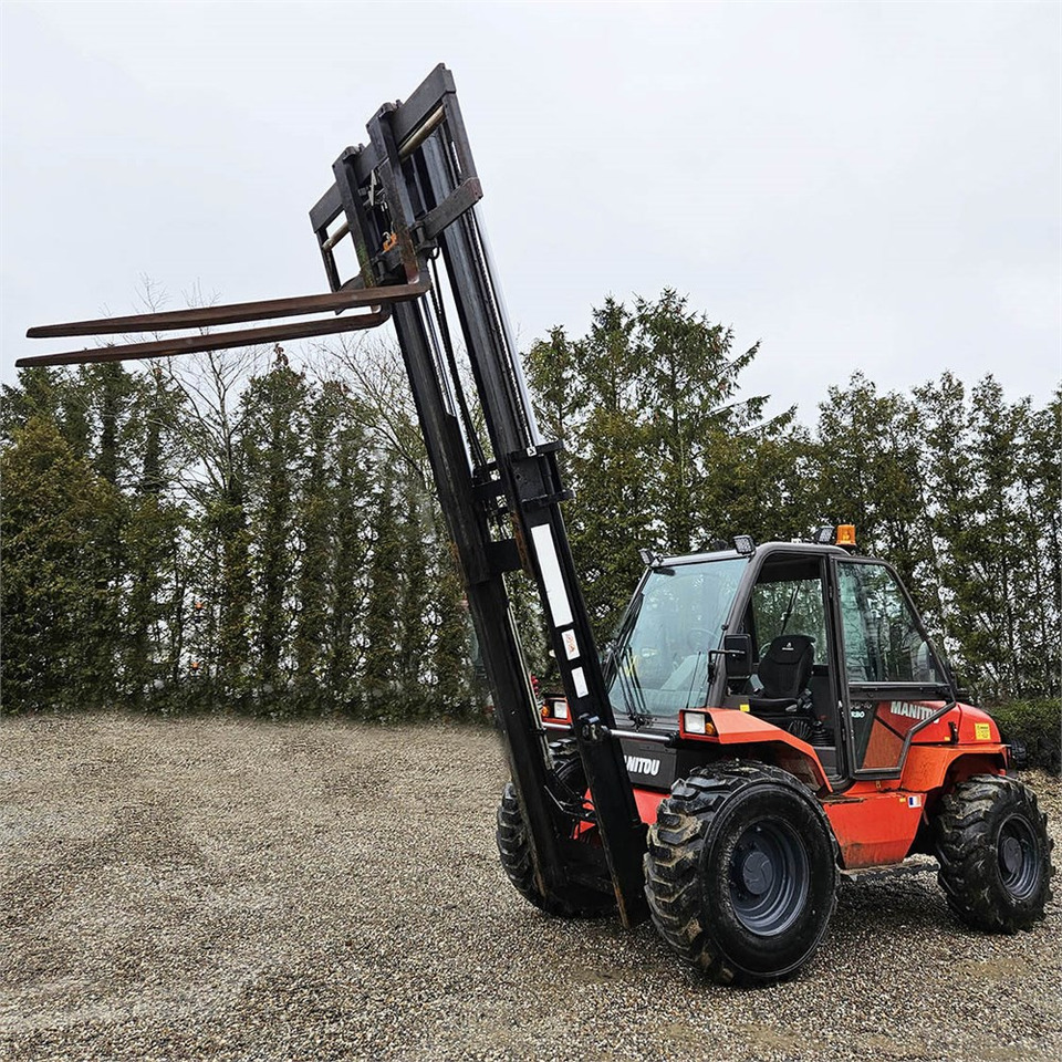 Chariot élévateur Manitou M 40-4 T: photos 7 Chariot élévateur Manitou M 40-4 T: photos 7