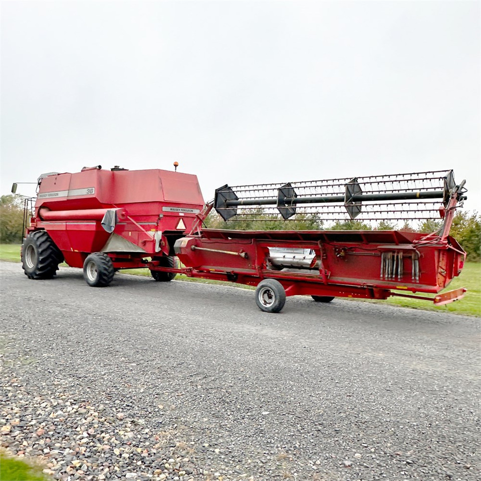 Massey Ferguson 36 - Matériel de récolte: photos 5 Massey Ferguson 36 - Matériel de récolte: photos 5