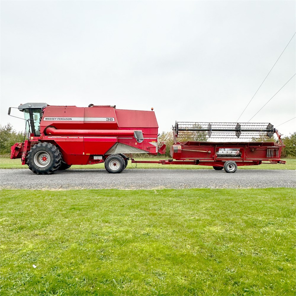 Massey Ferguson 36 - Matériel de récolte: photos 4 Massey Ferguson 36 - Matériel de récolte: photos 4
