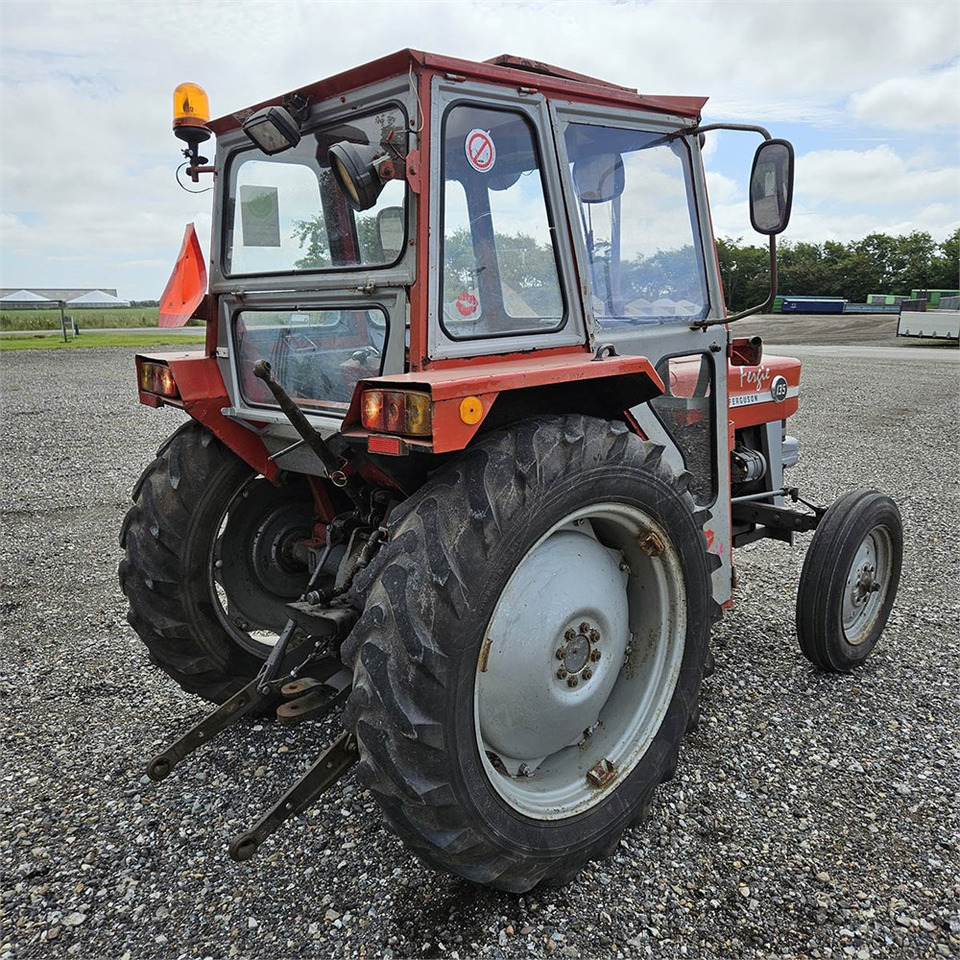 Massey Ferguson MF135 - Tracteur agricole: photos 3 Massey Ferguson MF135 - Tracteur agricole: photos 3