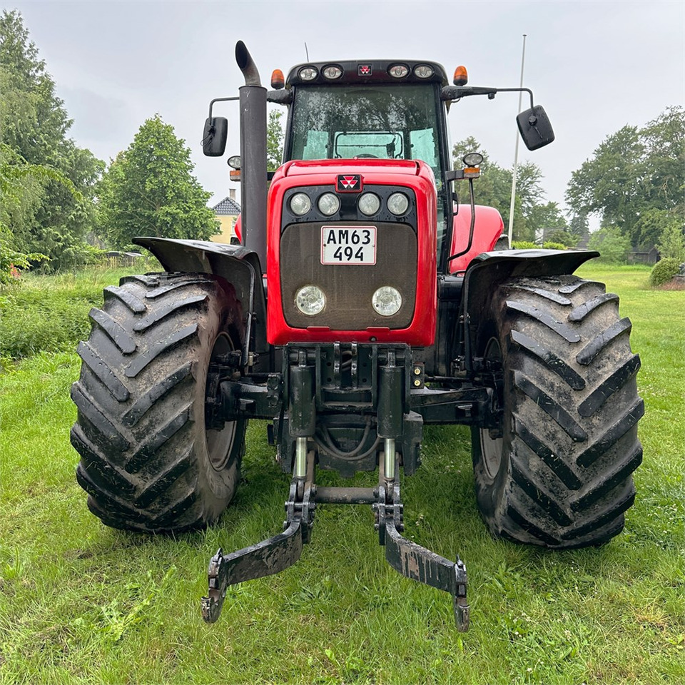 Massey Ferguson MF8460 Dyna-VT - Tracteur agricole: photos 3 Massey Ferguson MF8460 Dyna-VT - Tracteur agricole: photos 3