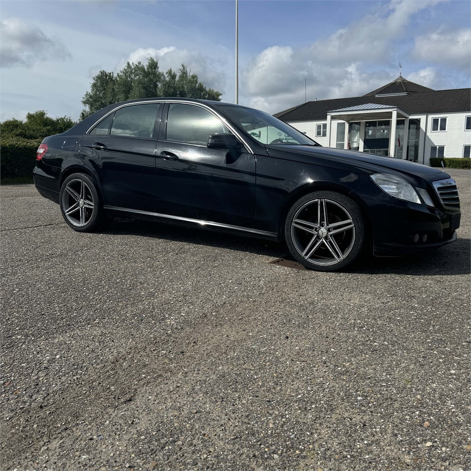 Voiture Mercedes E 200 CDI Be Aut.: photos 1