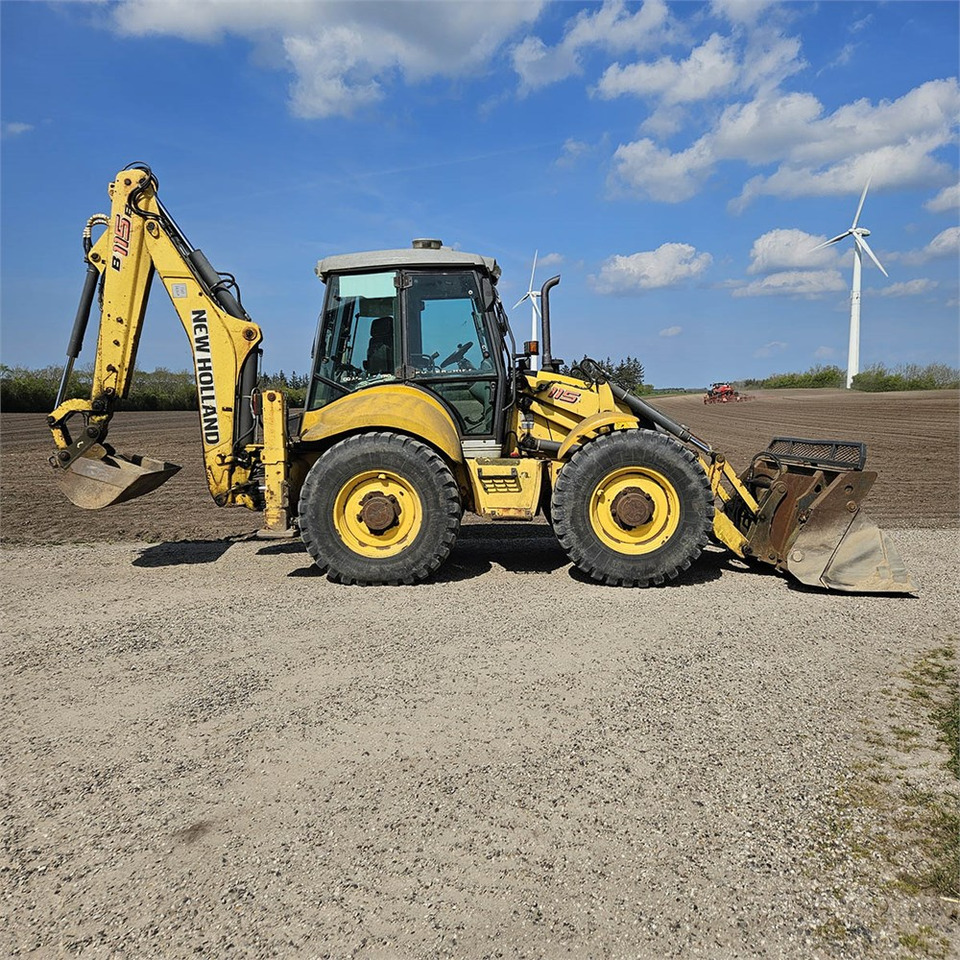 New Holland B115 B - Tractopelle: photos 3 New Holland B115 B - Tractopelle: photos 3