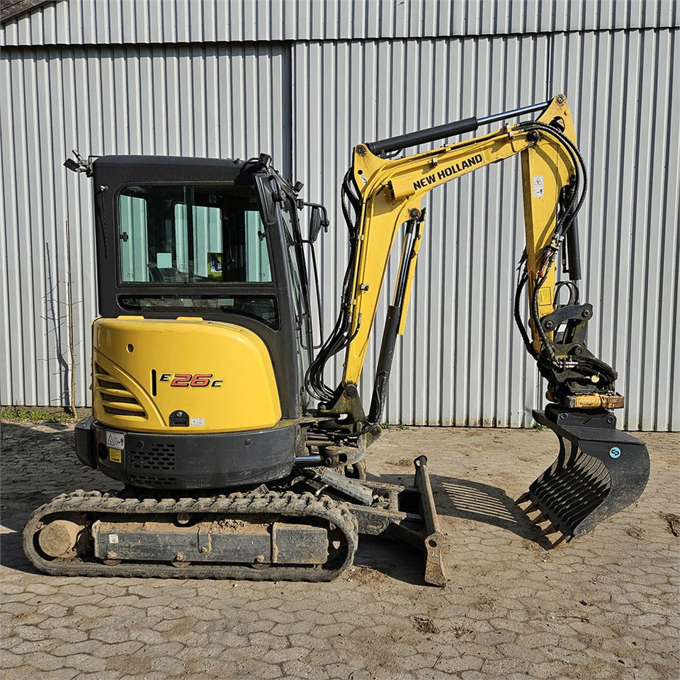 New Holland E26C - Mini pelle: photos 5 New Holland E26C - Mini pelle: photos 5