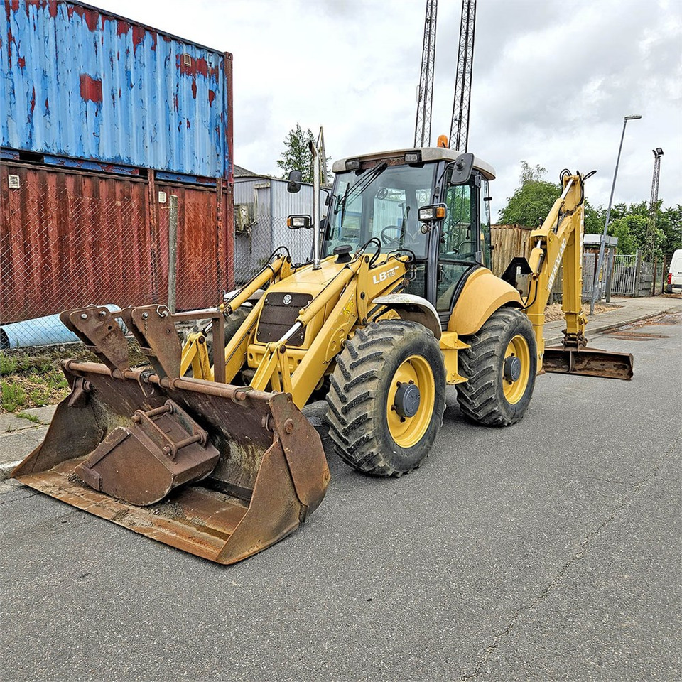 New Holland LB115 - Tractopelle: photos 1 New Holland LB115 - Tractopelle: photos 1
