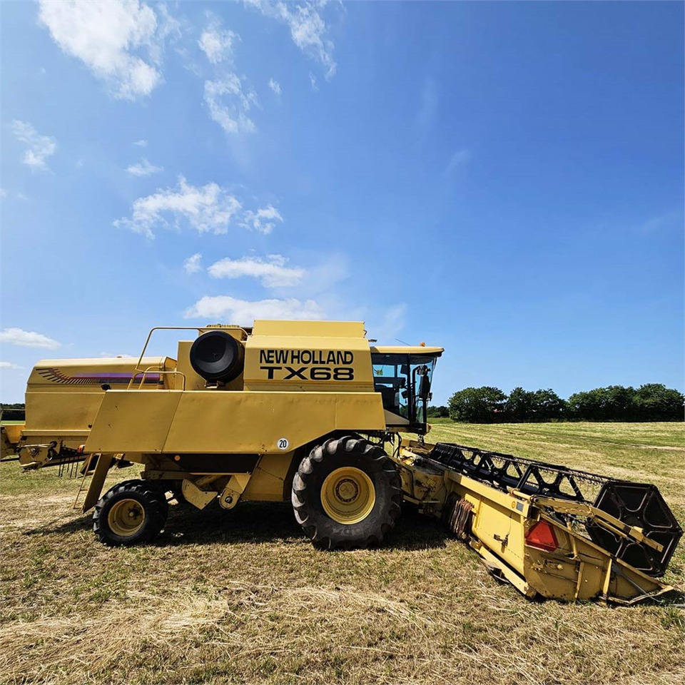 New Holland TX68 - Matériel de récolte: photos 5 New Holland TX68 - Matériel de récolte: photos 5