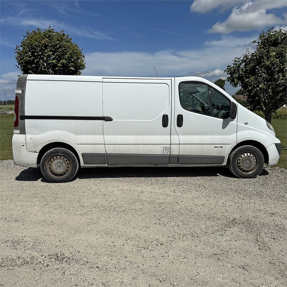Nissan Primastar L2H1 - Fourgonnette: photos 2 Nissan Primastar L2H1 - Fourgonnette: photos 2