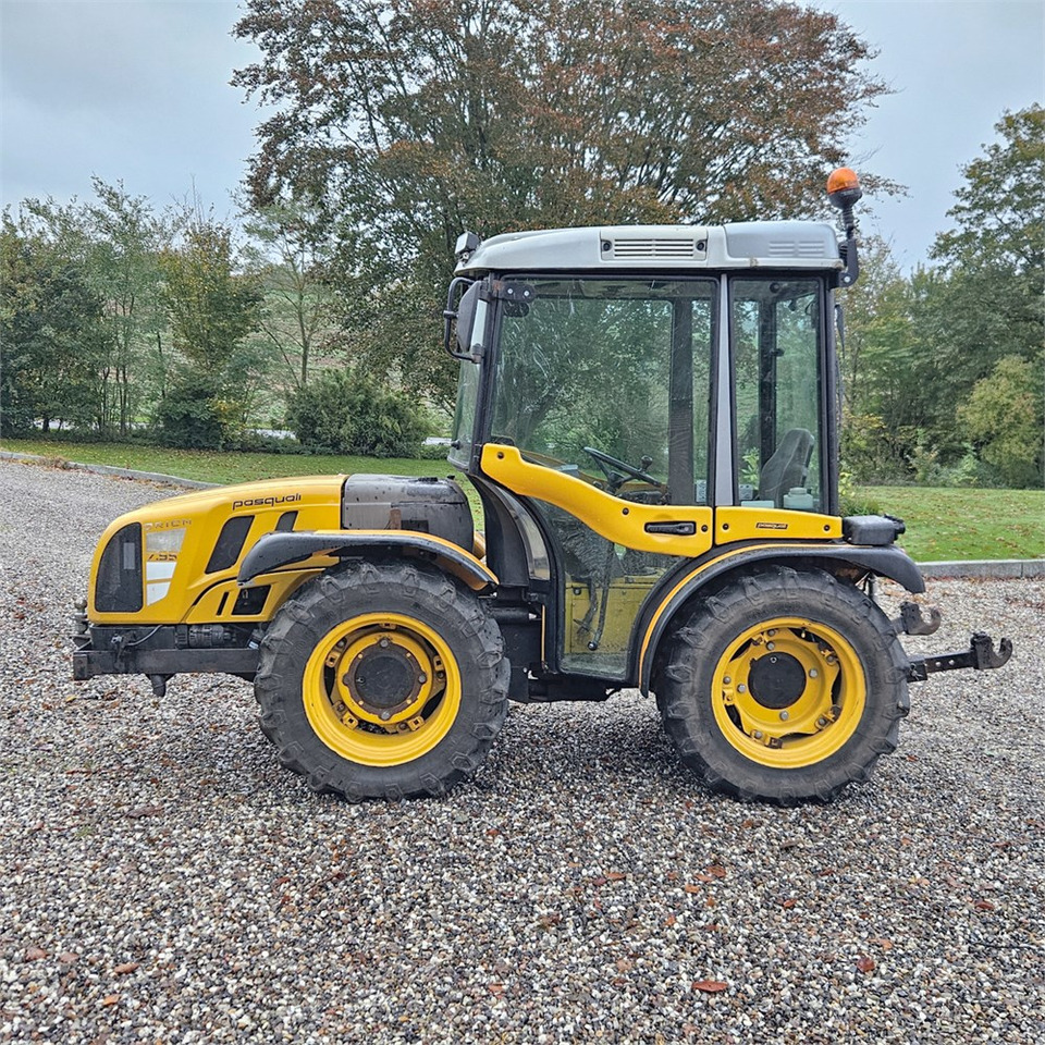 Pasquali 7.95 Orion - Tracteur communal: photos 3 Pasquali 7.95 Orion - Tracteur communal: photos 3