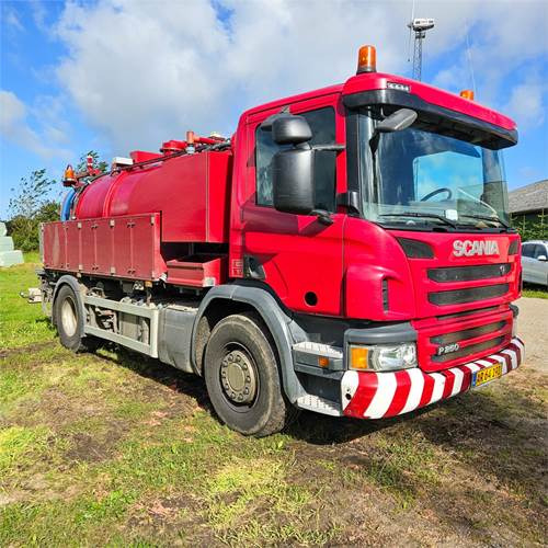 Scania P250 - Camion hydrocureur: photos 5 Scania P250 - Camion hydrocureur: photos 5
