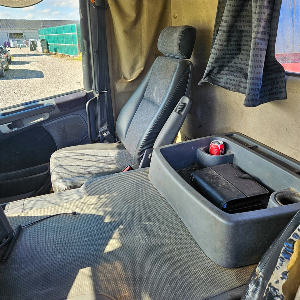 Camion - système de câble Scania P310: photos 13