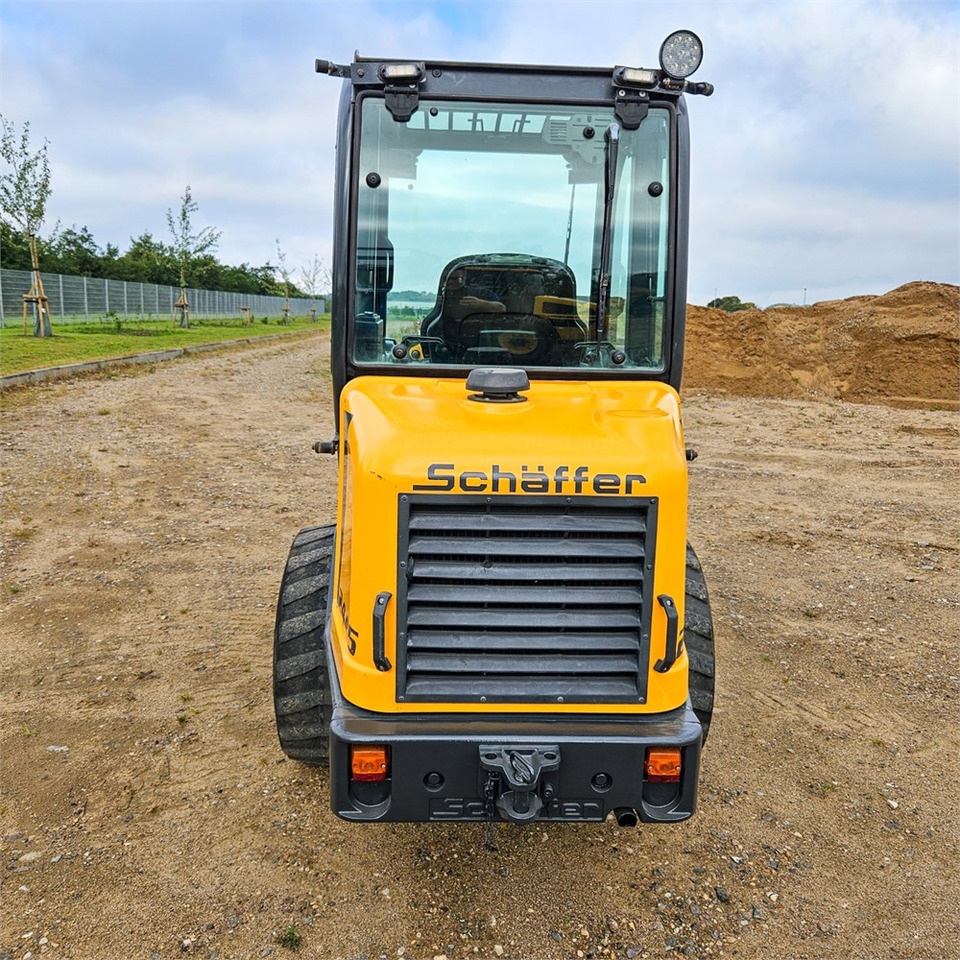 Schaeff 2445 - Chargeuse sur pneus: photos 4 Schaeff 2445 - Chargeuse sur pneus: photos 4