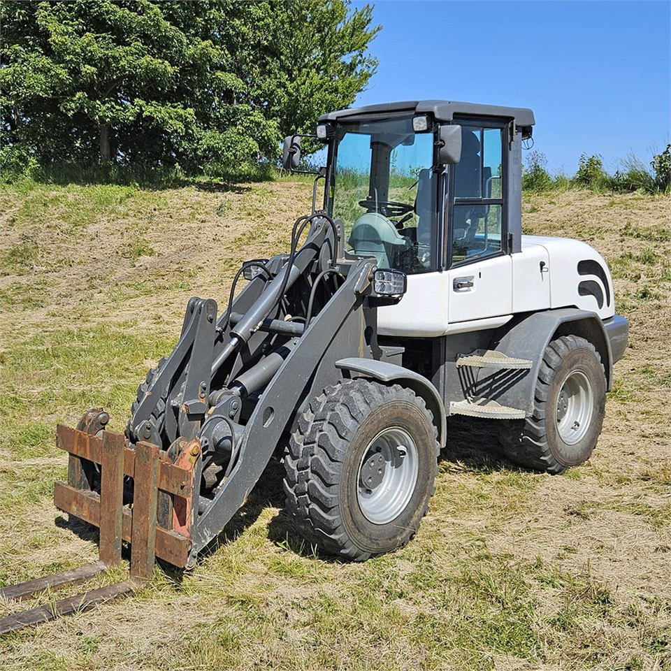 Schaeff-Terex SKL 844 - Chargeuse sur pneus: photos 1 Schaeff-Terex SKL 844 - Chargeuse sur pneus: photos 1