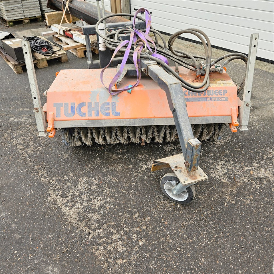 Tuchel Plus 590 - 135 - Brosse: photos 2 Tuchel Plus 590 - 135 - Brosse: photos 2