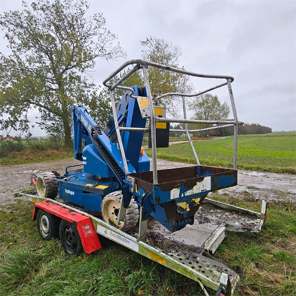 UpRight AB38 - Nacelle articulée: photos 4 UpRight AB38 - Nacelle articulée: photos 4