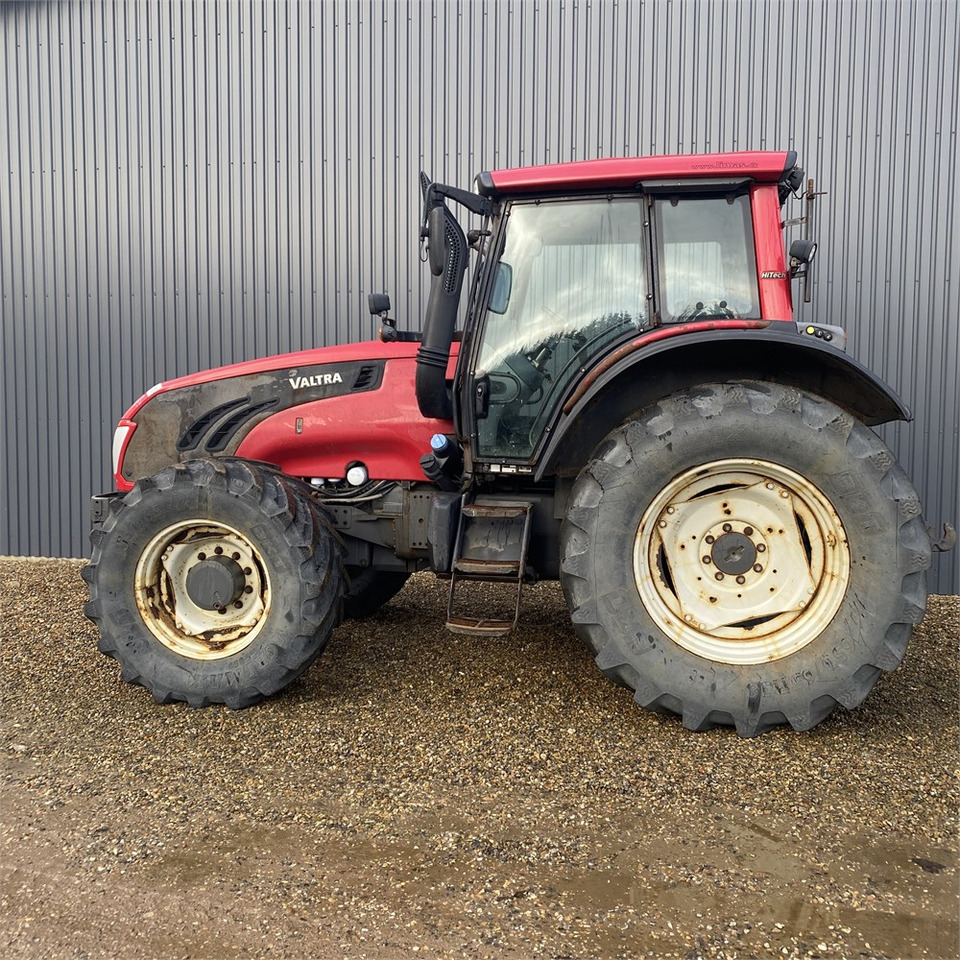 Valtra T 153 - Tracteur agricole: photos 5 Valtra T 153 - Tracteur agricole: photos 5